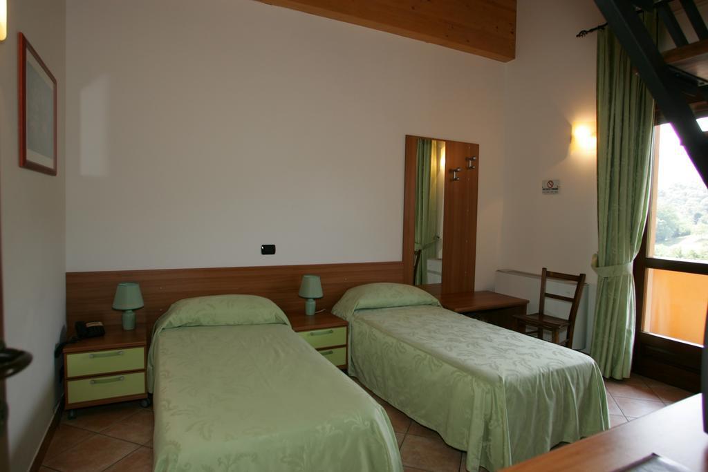 Hotel La Colletta Paesana الغرفة الصورة